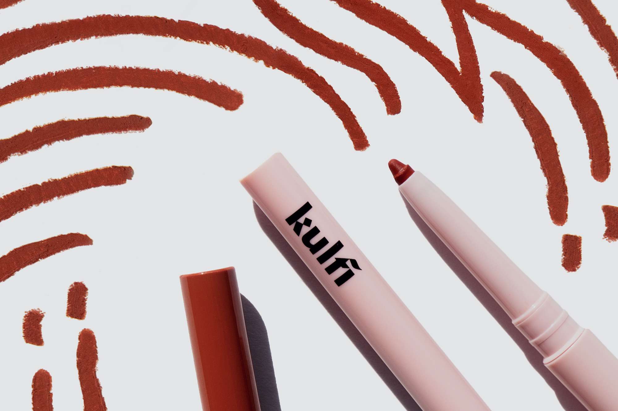 印度Kulfi Beauty公司的陶土色眼线笔