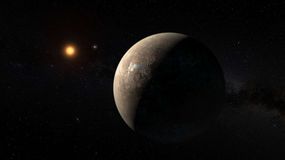 外部名为Proxima b，绕着星看到Proxima Centauri