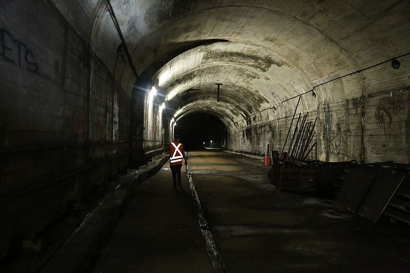 悉尼圣詹姆斯车站下的隧道