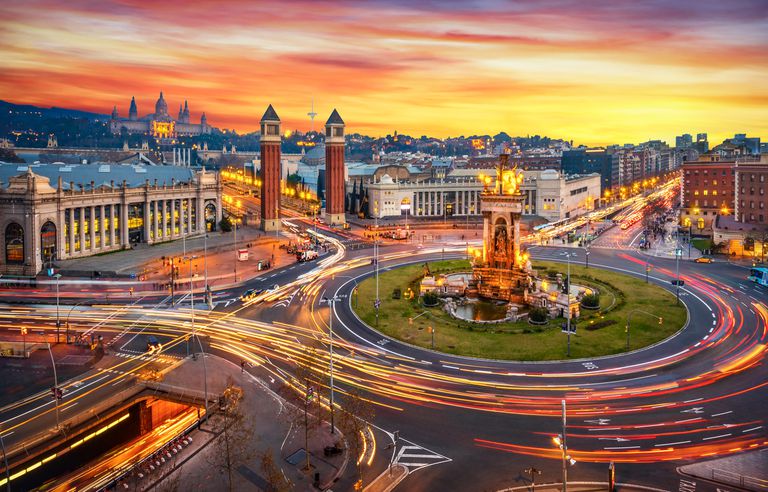 PlaÃ§a d’espanya (Plaza de espaÃ±a - spain square)巴塞罗那日落时的长曝光