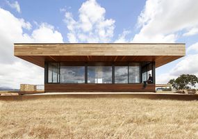 Dave KuleszaElemental House由Ben Callery Architects设计，外观