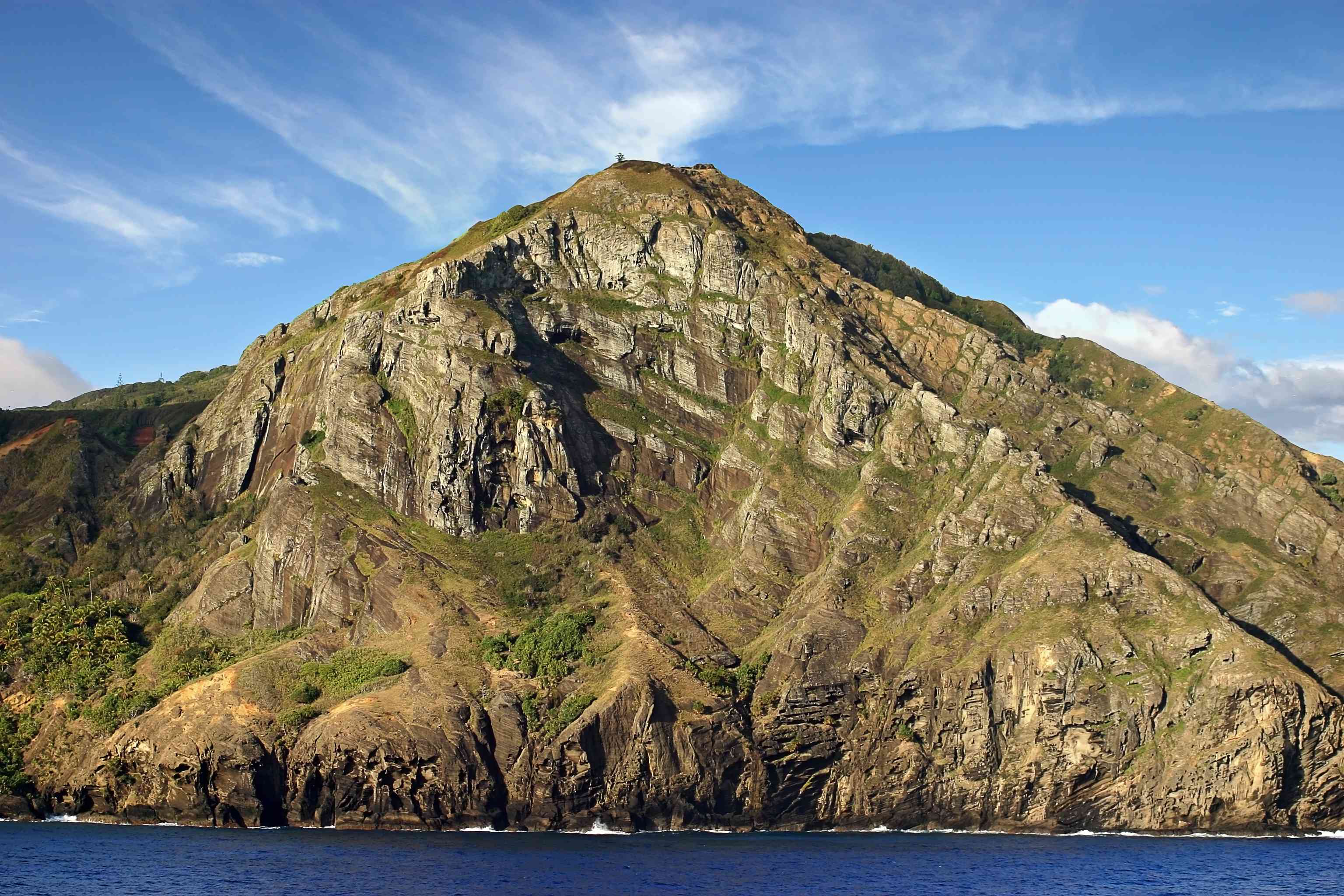 Pitcairn Island是一座火山岛和太平洋的最后一位英国海外领土