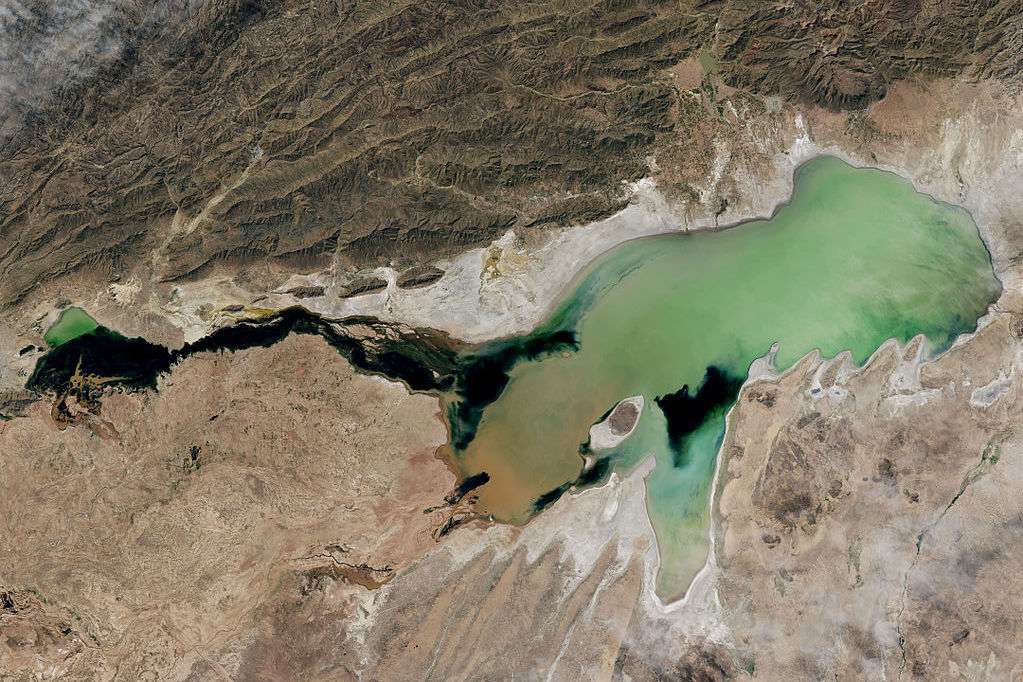 2013年绿色湖泊的卫星视图Poopó