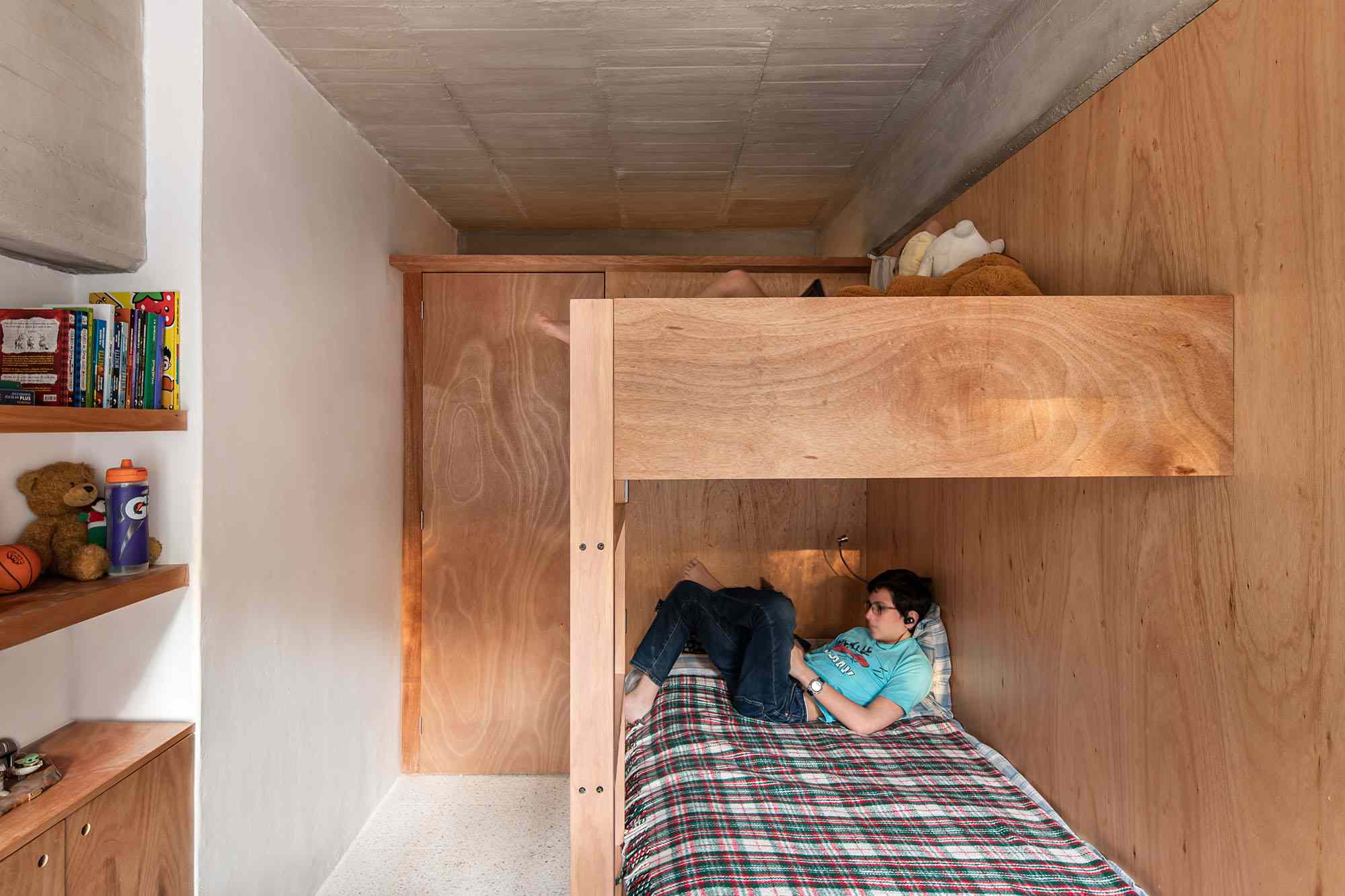 由Escobedo Soliz改造的CUPA公寓儿童卧室