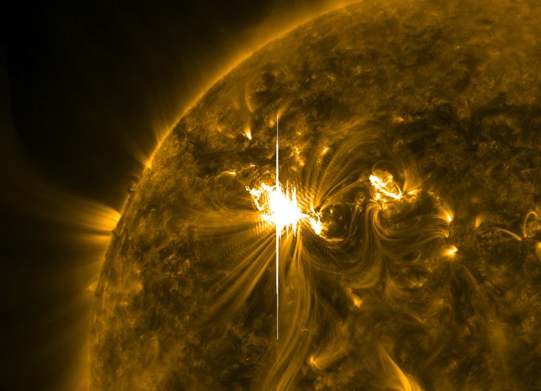 2012年3月6日美国东部时间晚上7点，太阳爆发了本次太阳活动周期中最大的一次太阳耀斑。”class=