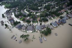 哈维飓风过后，休斯顿被洪水淹没