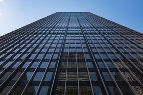 联合碳化物大楼是有史以来最高的建筑，以建造更大的建筑。“width=