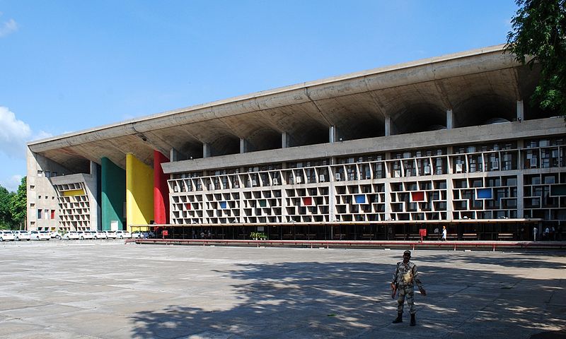 Bris Soleil在昌迪加尔（Chandigarh）作者：Le Corbusier