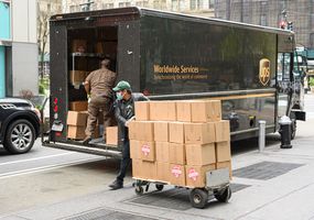 UPS卡车装载盒