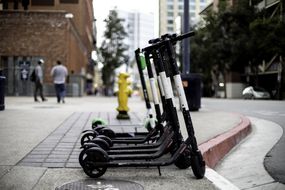 E-scooters出租
