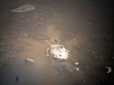 所有宇宙飞船在火星上着陆喷射设备这样的防护壳在火星表面。