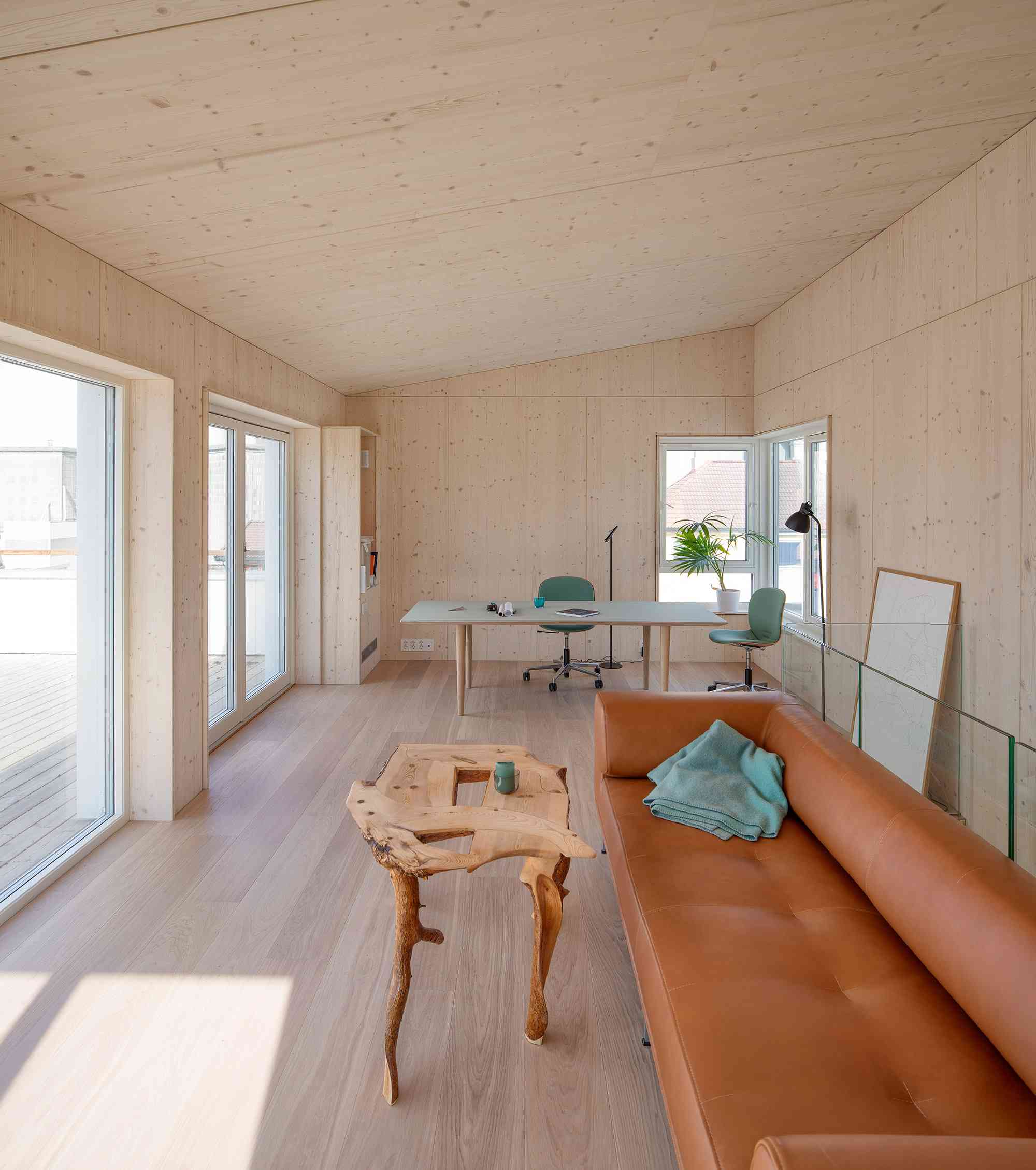 Vindmøllebakken海伦&硬建筑师室内公共住宅项目的单位”width=