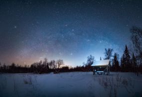 在12月繁星闪烁的夜空