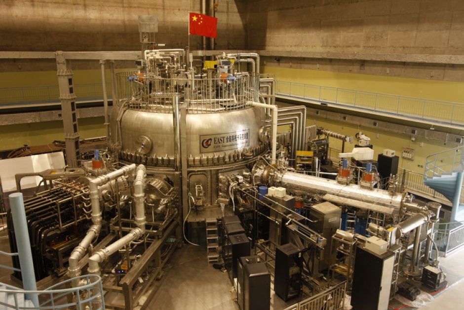 中国等离子体物理研究所的实验先进超导托卡马克(EAST)。