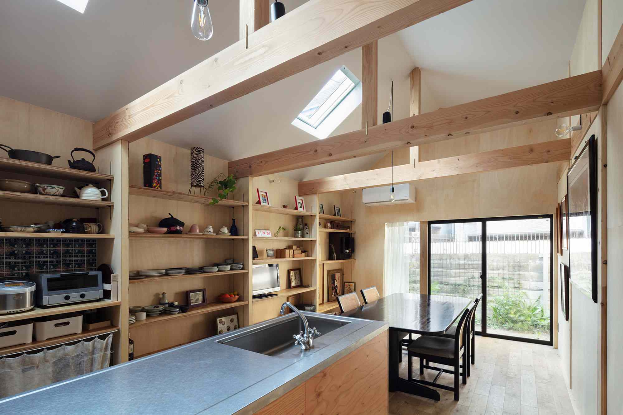 Yoshihiro Yamamoto Architects Atelier厨房的工具箱房屋