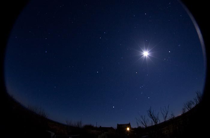 苏格兰Coll上的夜空。