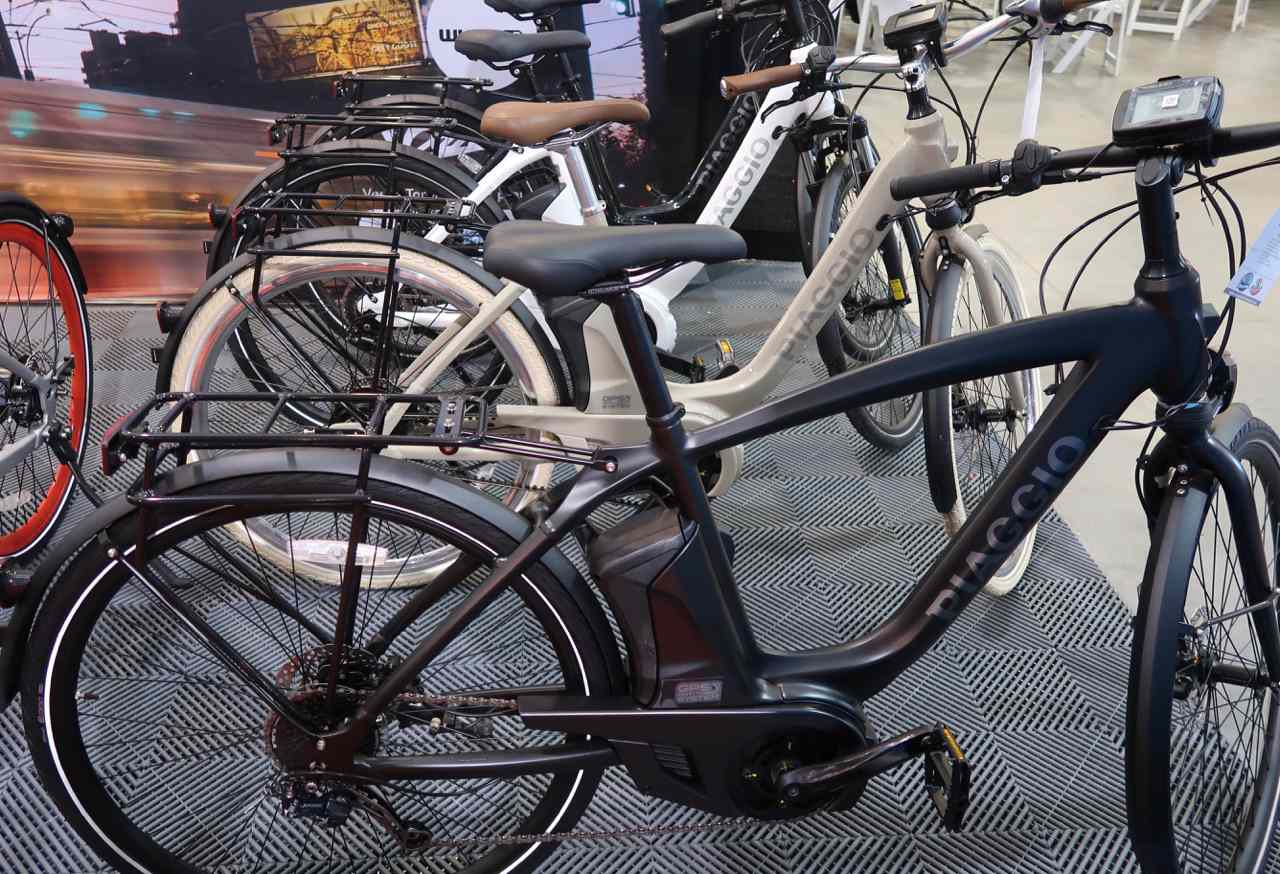 Piaggio电动自行车