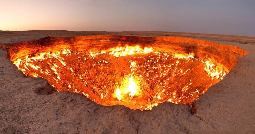 土库曼斯坦的达尔瓦扎气坑，或称地狱之门