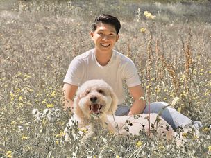 Alexander Tsao和他的狗Jinger