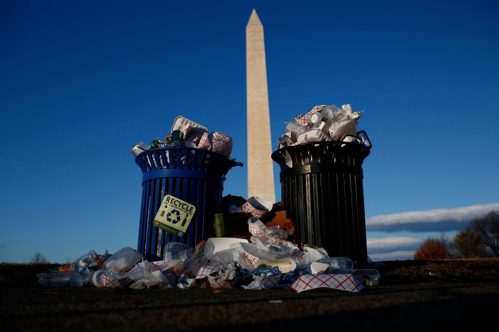 华盛顿纪念碑的垃圾