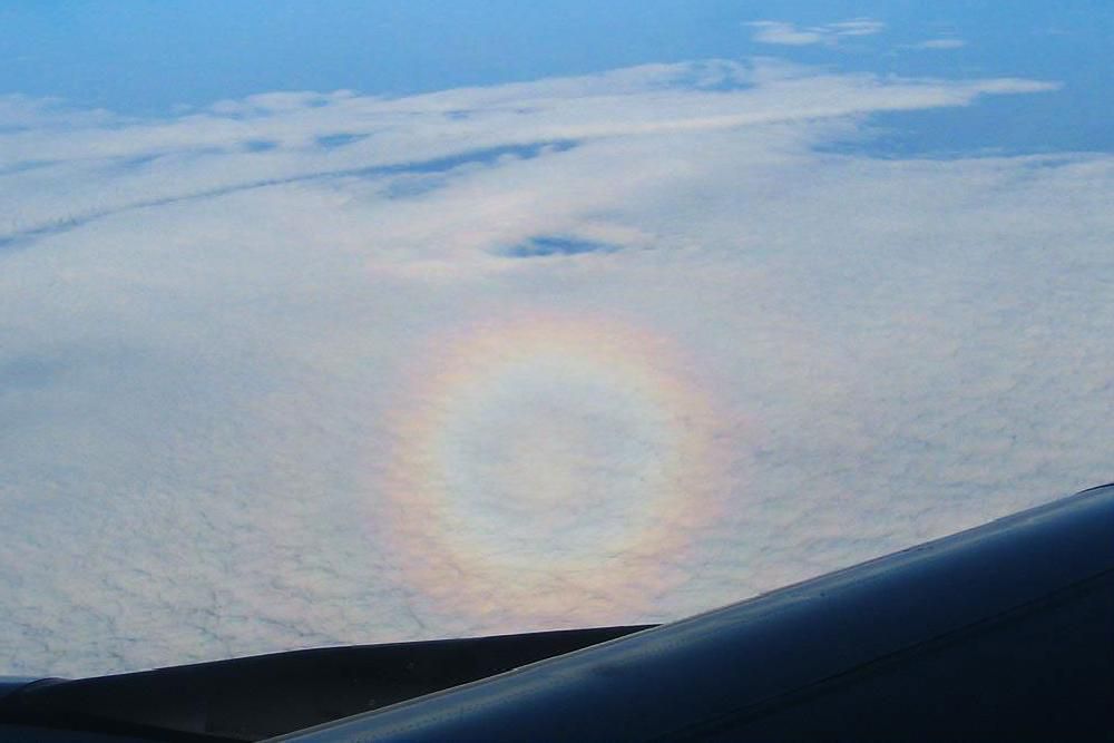 南非上空的光荣(圆形)彩虹