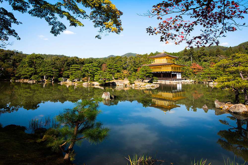 日本京都的金阁寺＂width=