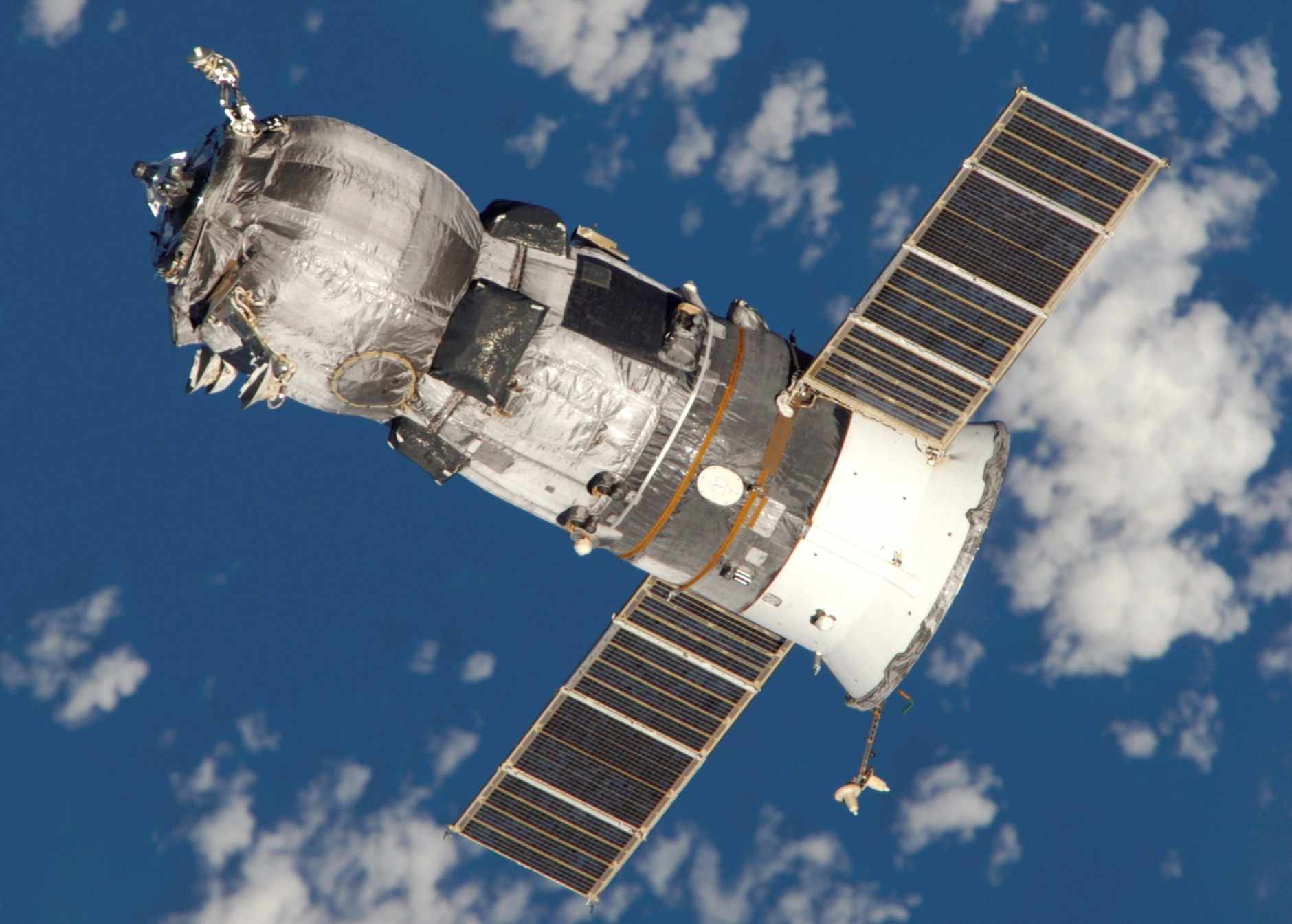 俄罗斯货运航天器使太空交付
